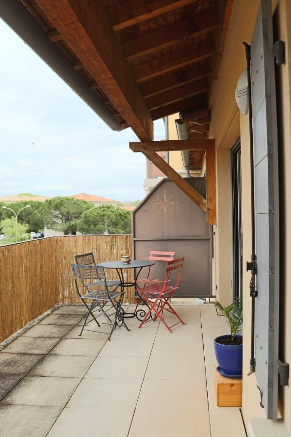 Uzes Centre La Terrasse Des Capucines Avec Garage Privee Apartment Exterior photo